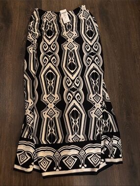 Black & White Geometric Maxi Skirt by